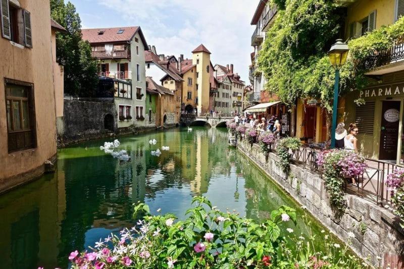Manou Du Lac Annecy Doussard Exteriör bild